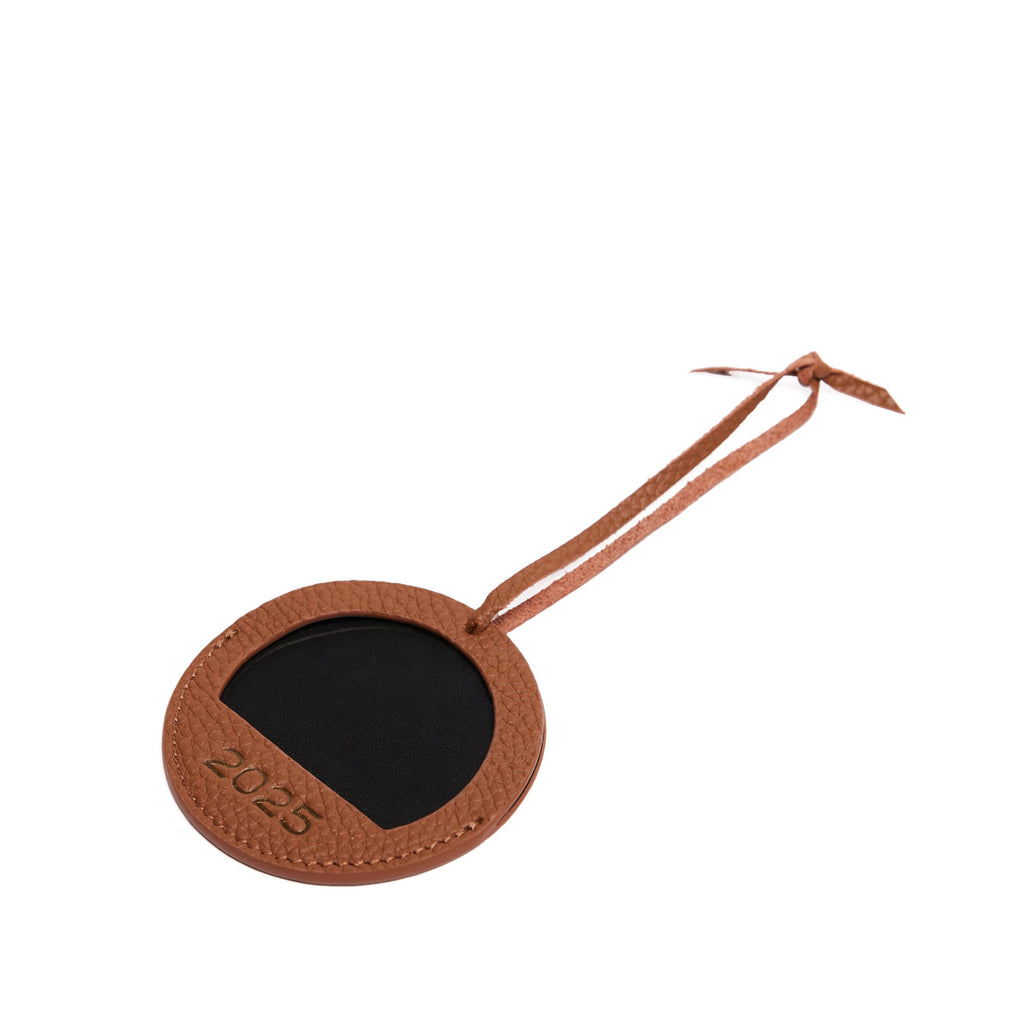Round Photo Frame Ornament Saddle Brown