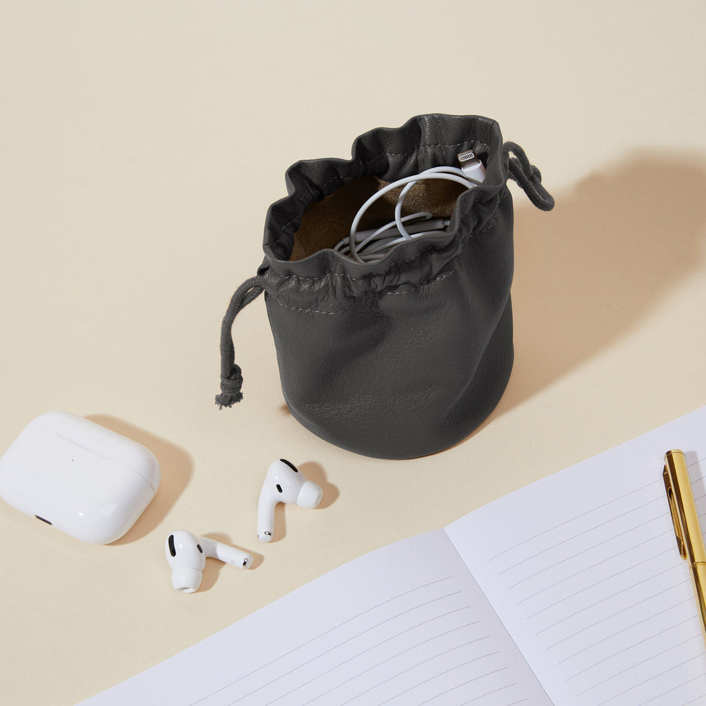 Round Drawstring Pouch Black Onyx