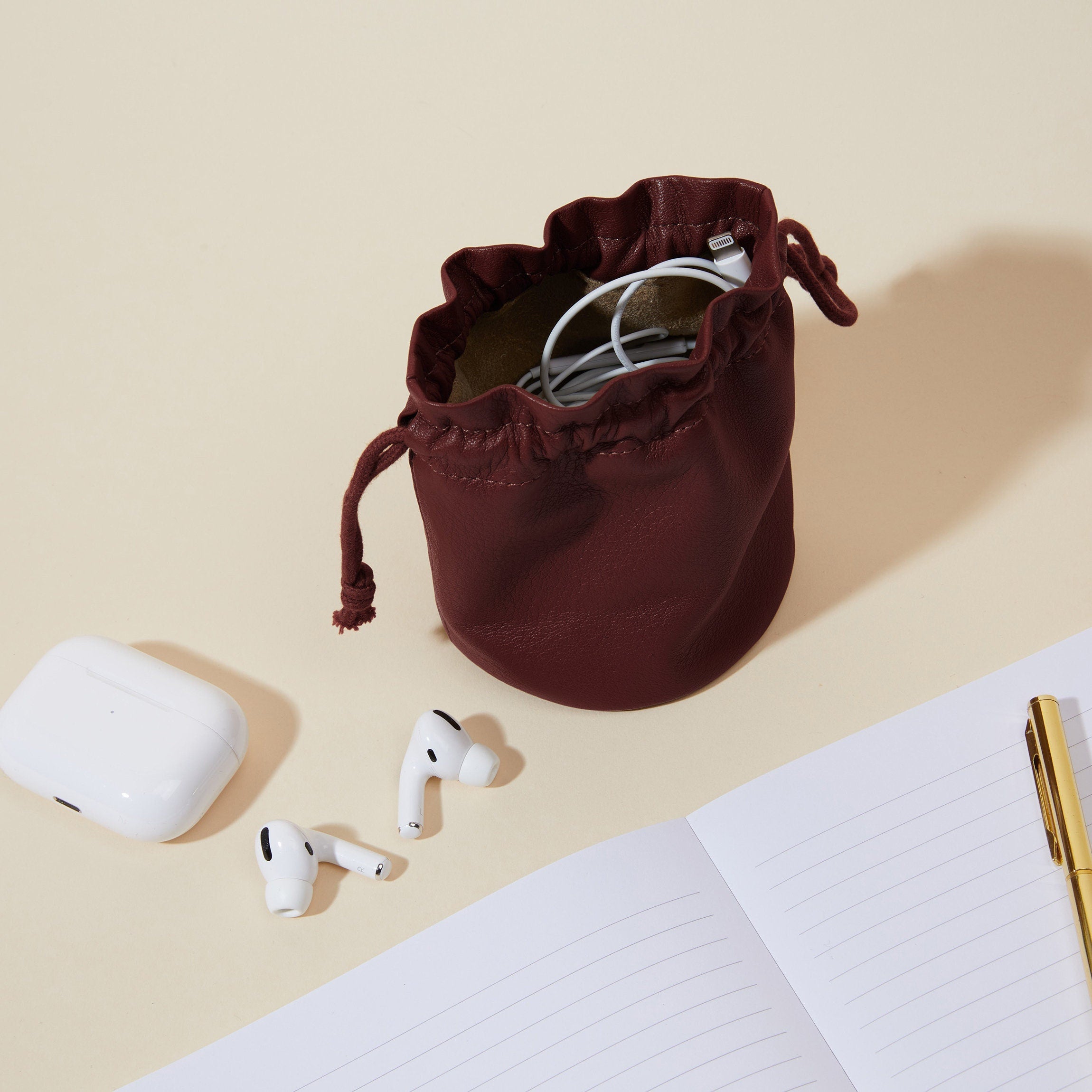 Round Drawstring Pouch Bordeaux