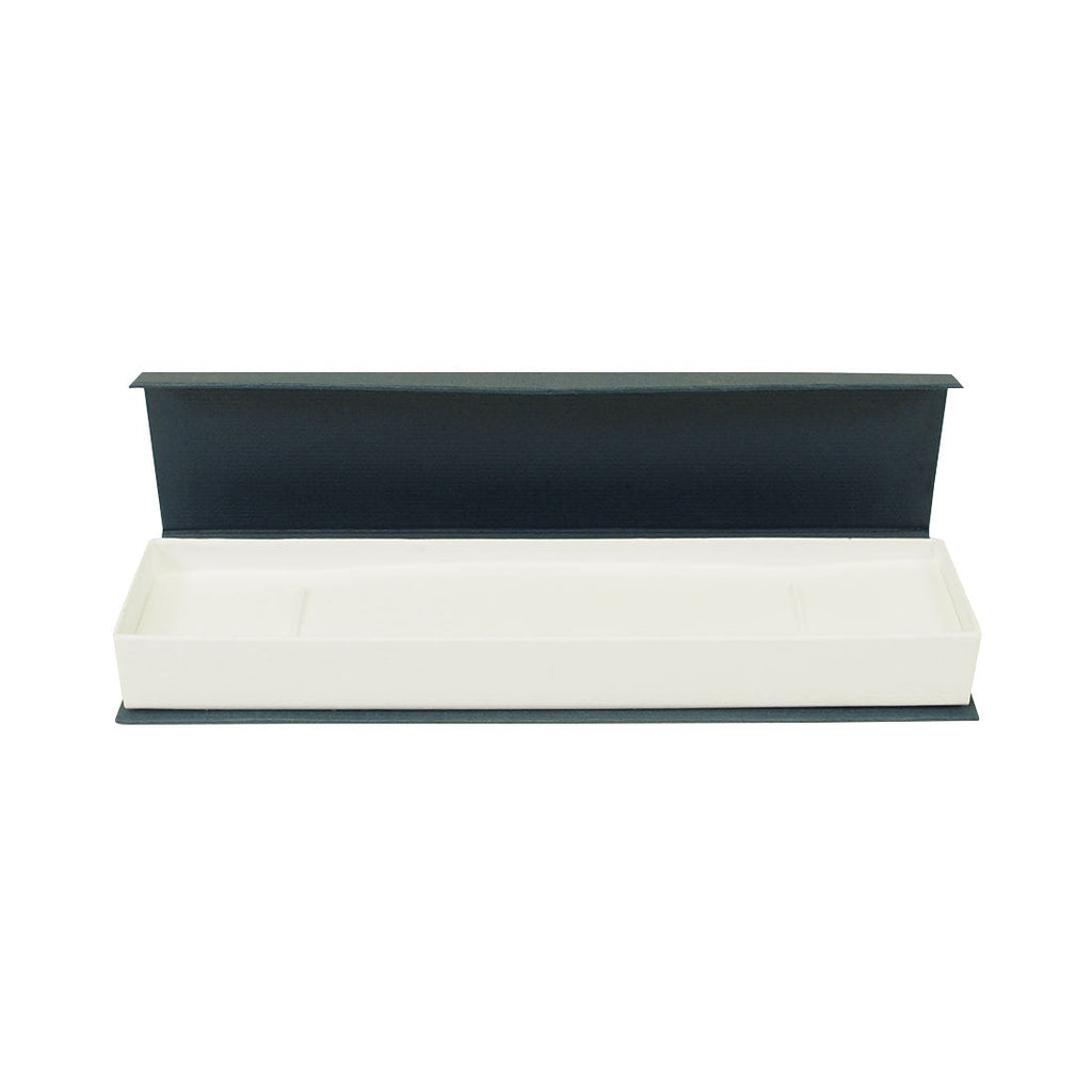Magnetic V-Front Bracelet Box